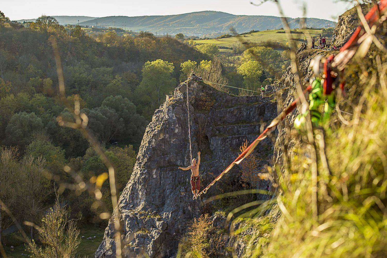 Rainmund highlining in Srbsko, Czech