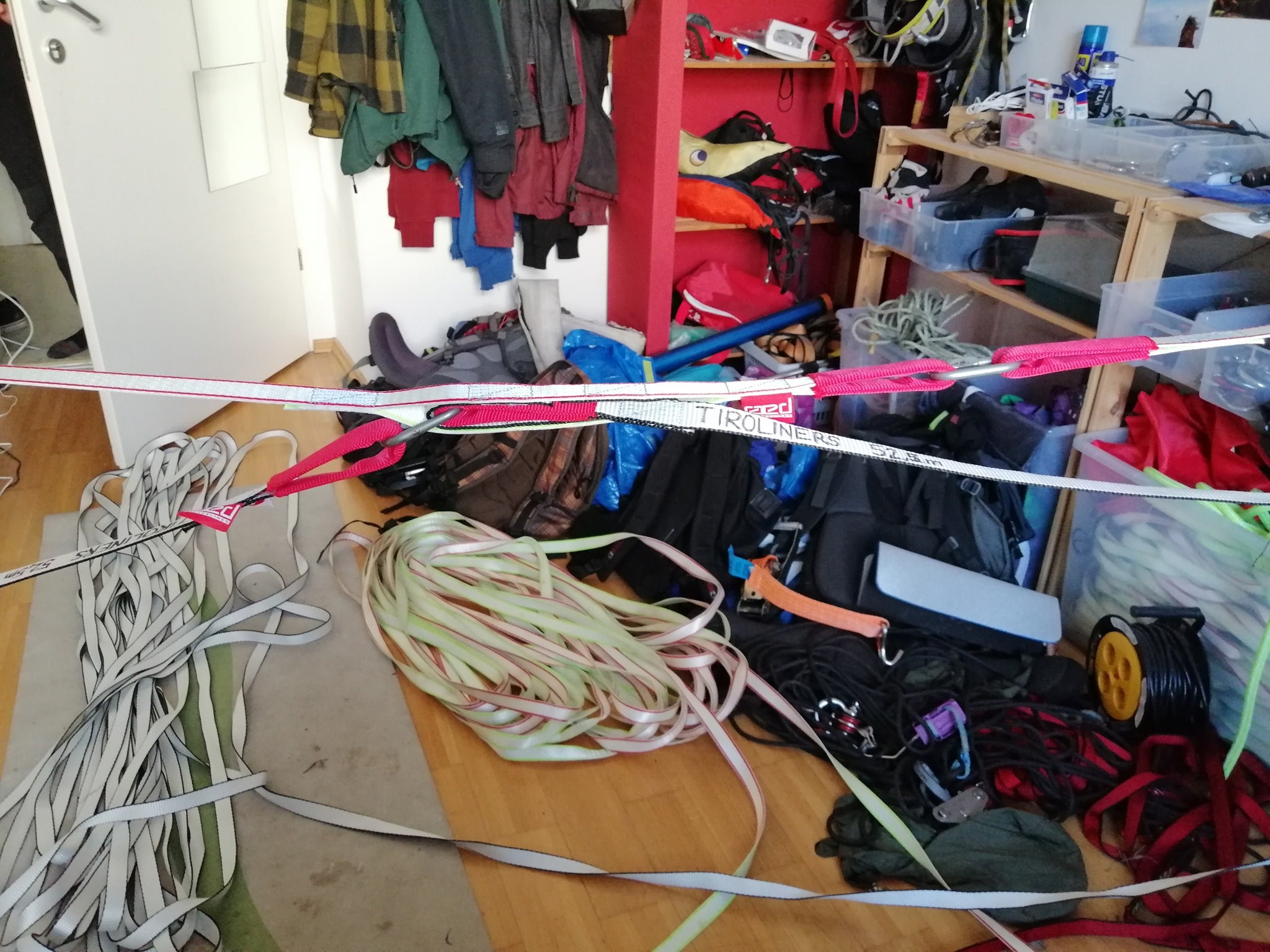 How to tape DuraLaVida for easy walking